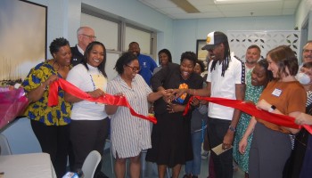 Mervo-Ribbon-Cutting